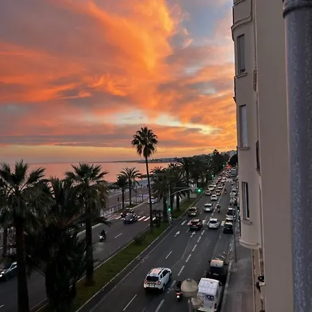 Vue Sur Promenade Des